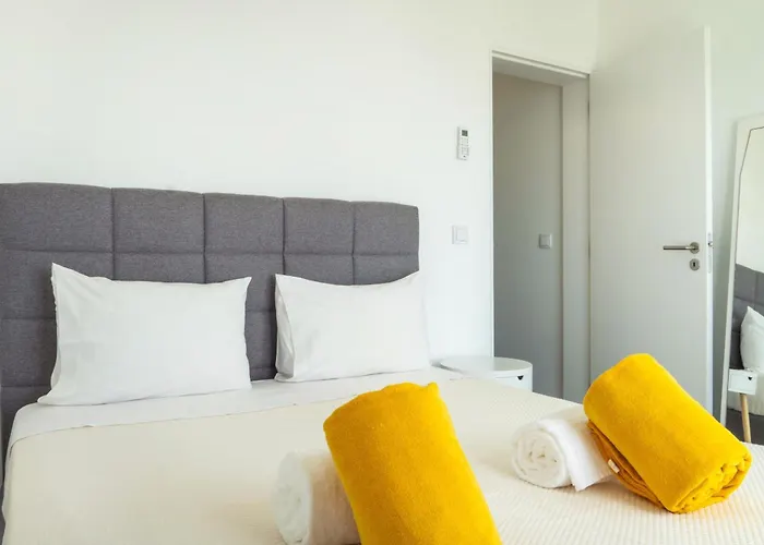 Sunset And Islets Villa Mosteiros (Azores)