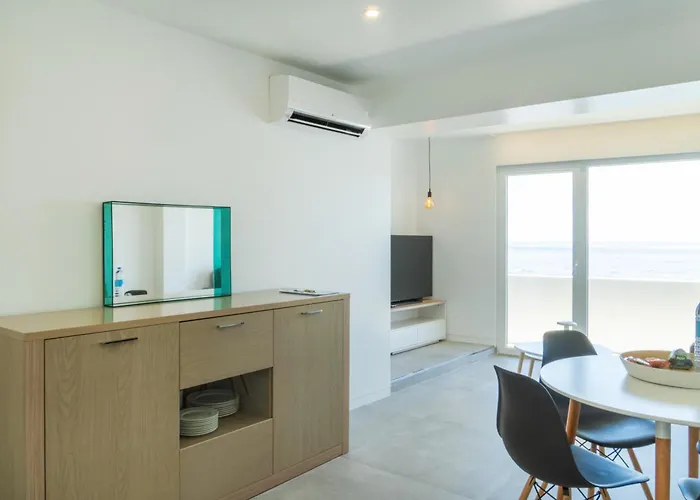 Villa Sunset And Islets Mosteiros (Azores)