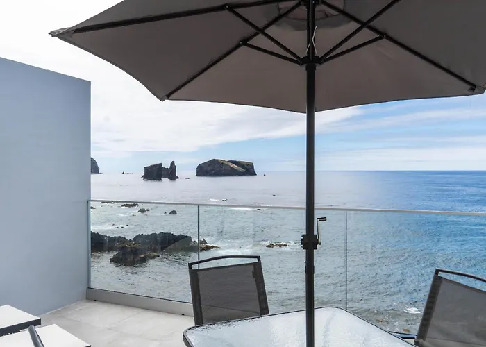 Sunset And Islets Villa Mosteiros (Azores)