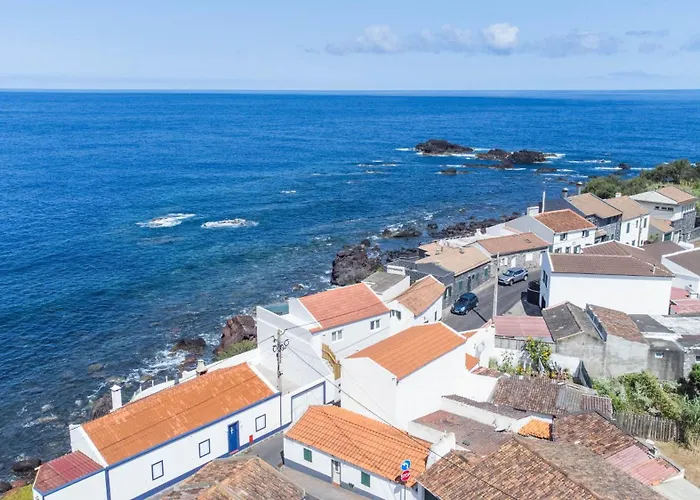 Villa Sunset And Islets Mosteiros (Azores)